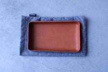 Load image into Gallery viewer, Leather valet tray